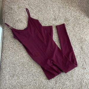 Hatch collection the body ribbed unitard in Bordeaux color